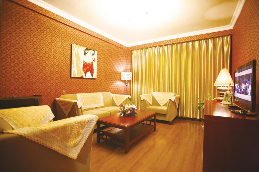 Overseas Chinese International Hotel Κινκντάο Εξωτερικό φωτογραφία