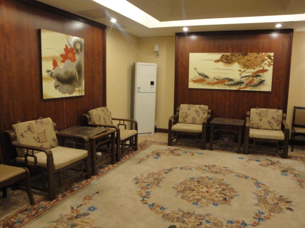 Overseas Chinese International Hotel Κινκντάο Εξωτερικό φωτογραφία